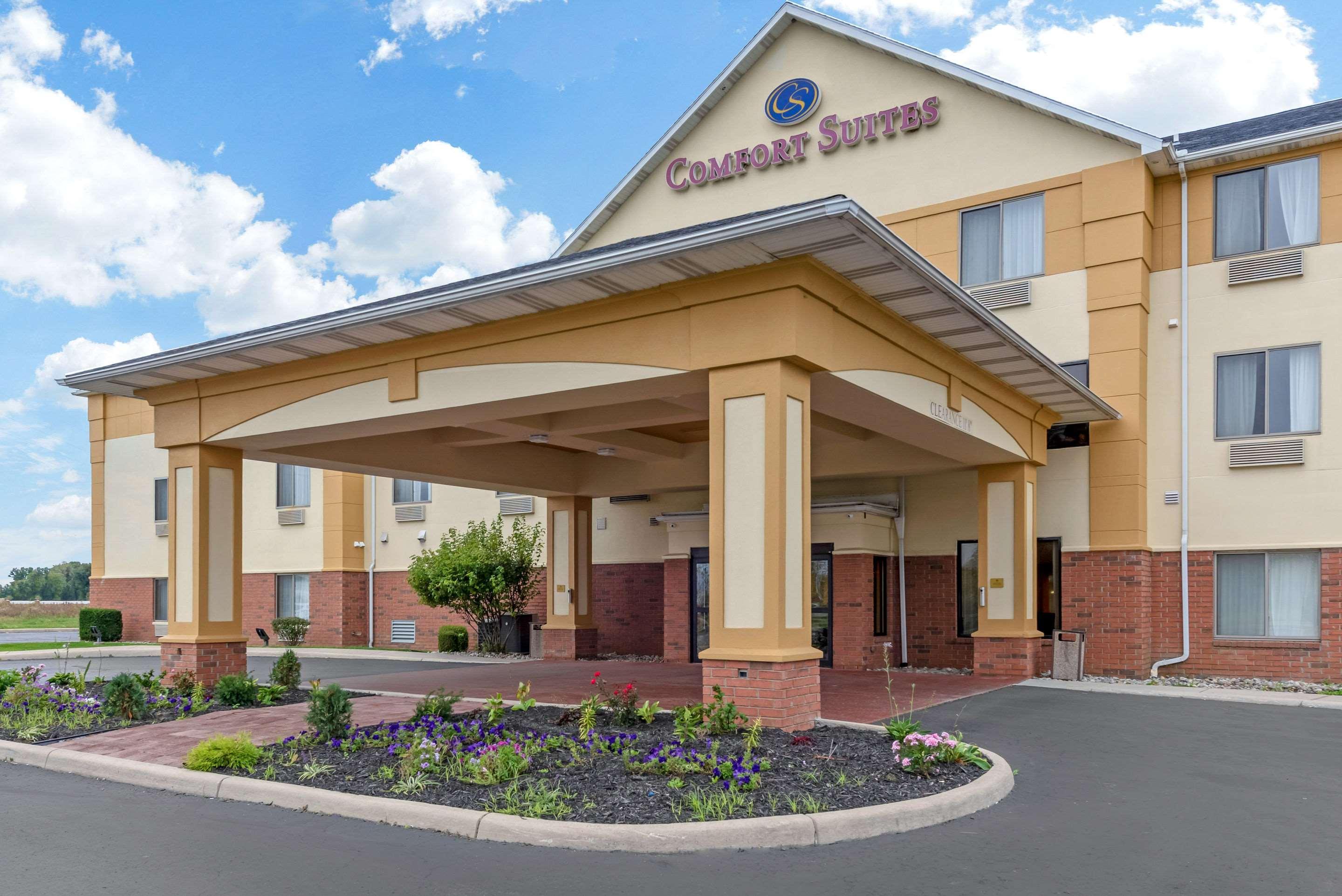 Comfort Suites Findlay Exterior photo